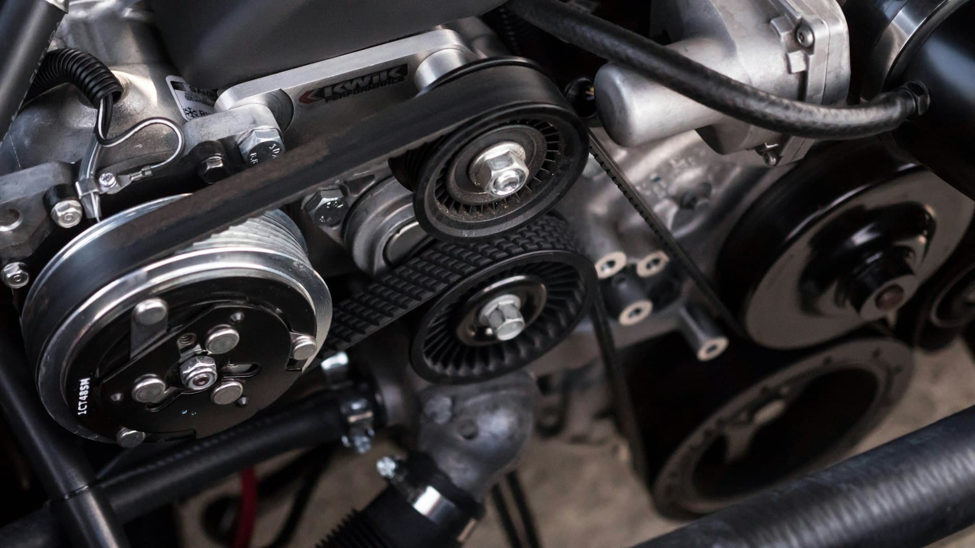 Pickwell Autohub DVSA approved garage in Reading, Berkshire